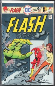 The Flash #236 (1975) The Flash
