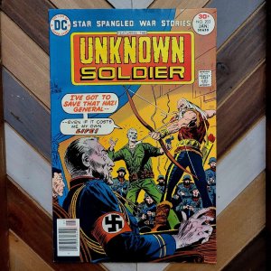 STAR-SPANGLED WAR STORIES #203 FN (1977) UNKNOWN SOLDIER + NAZIS + WWII KAMIKAZE