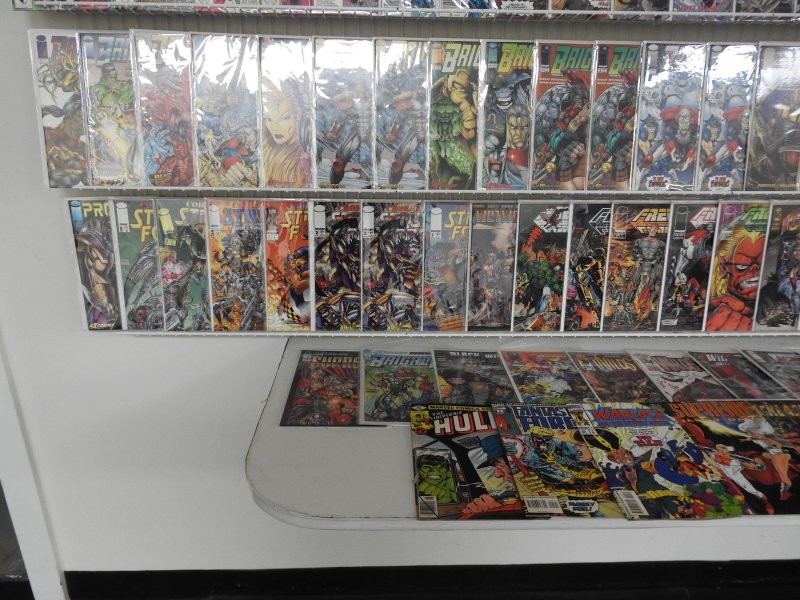 Huge Lot 140+ Comics W/ Avengers, Spider-Man, Hulk +More! Avg. VF-
