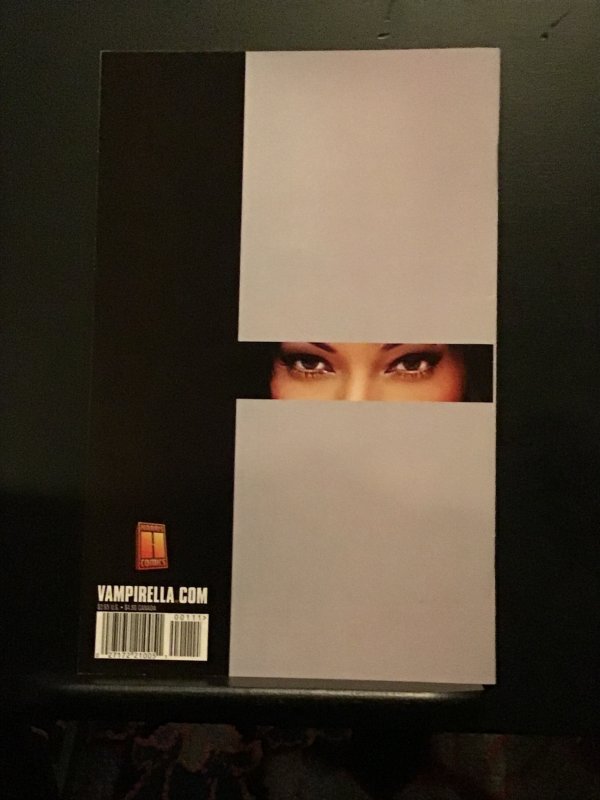 Vampirella  Model Special #1 (2001) Wow! Stunning high grade key NM-