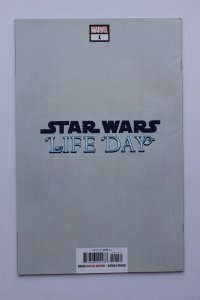 Star Wars: Life Day Wal-Mart Cover (2022) [Key Issue] NM