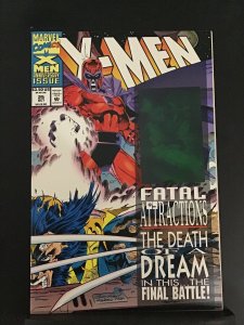 X-men #25 Gambit Hologram. Xavier mind wipes an enraged Magneto