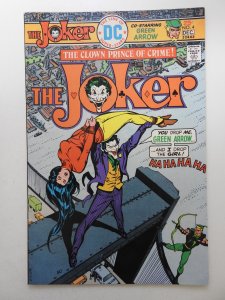 The Joker #4 (1975) vs The Green Arrow! Beautiful VF- Condition!