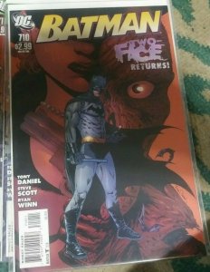 Batman #710  2011 dc TWO FACE RETURNS  catgirl red robin  tim drake kitty falcon 