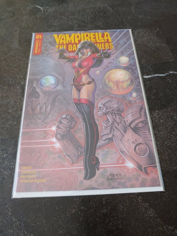 Vampirella The Dark Powers #1 JOSEPH LINSNER VARIANT