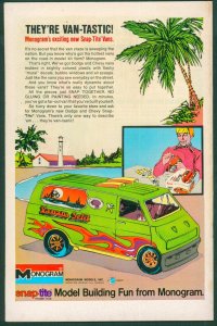 Freedom Fighters 1 VF/NM 9.0 DC 1976