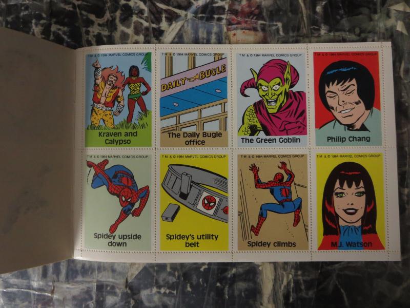 Marvel Super Heroes Secret Wars Spider-Man's Stamp Fun Book 32 Stamps VF-NM