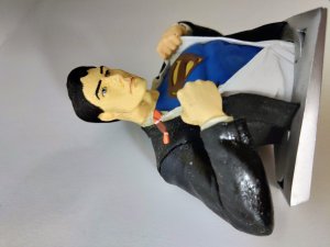 Superman Bust Standee (DC Toy)