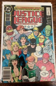Justice League International #24 newsstand