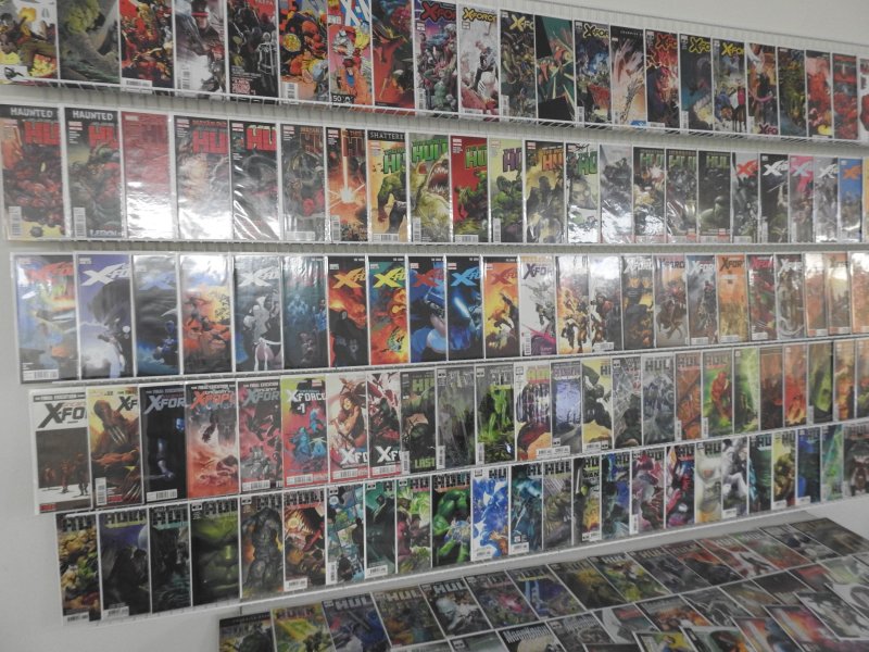 Huge Lot 160+ Comics W/ Hulk, Moon Knight, X-Force, +More! Avg VF+ Condition!