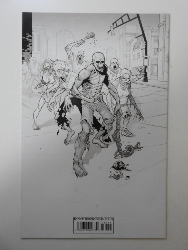 The Walking Dead #35 (2007) NM- Condition!