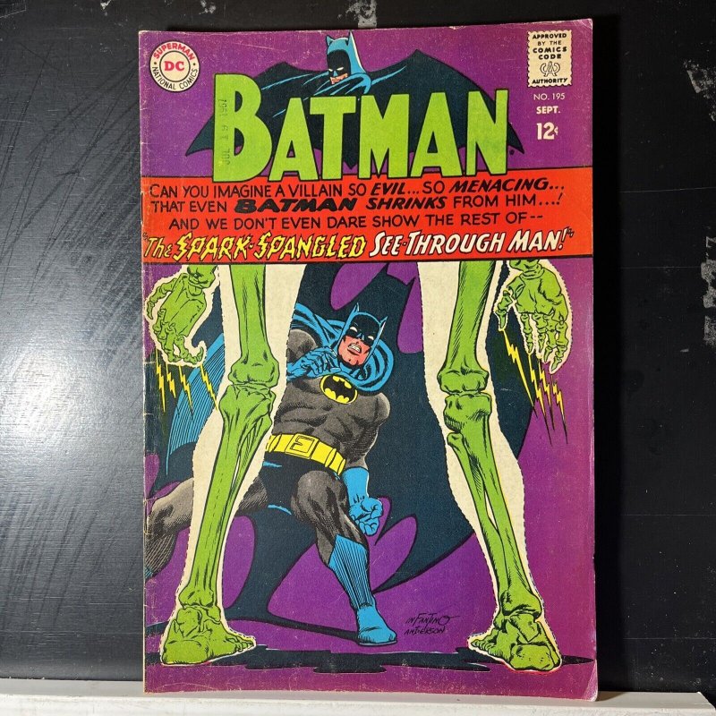 BATMAN #195 (1940 DC)  Silver Age Cover Carmine Infantino 