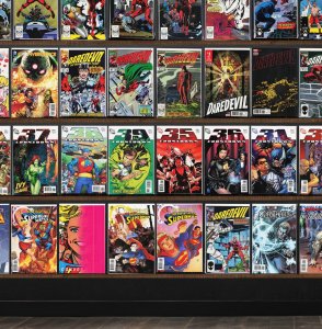 Huge Lot 150+ Comics with Daredevil, Countdown, Days Of Hate & More!