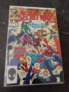 ​Marvel Super Heroes SECRET WARS #5 of 12 (June 1984) VF/NM