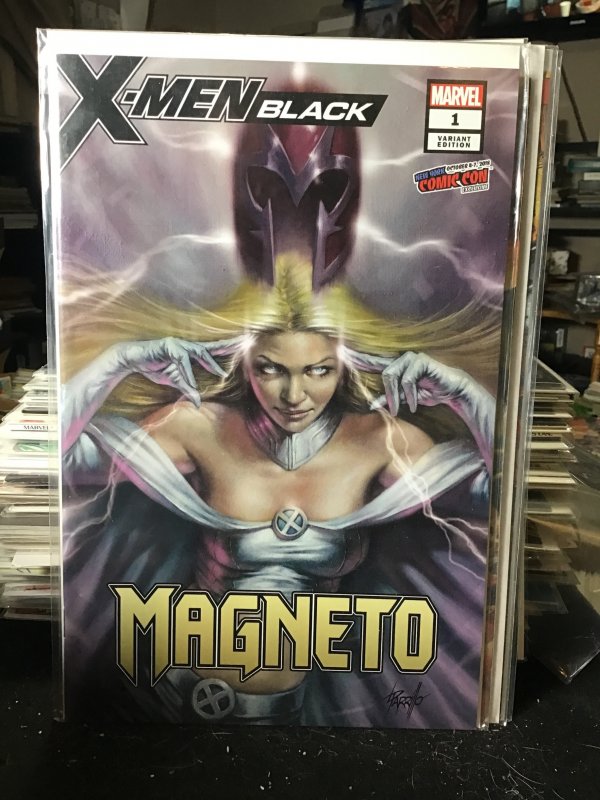X-Men: Black - Magneto New York Comic Con Cover (2018)