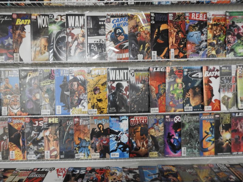 Huge Lot 180+ Comics W/ Fantastic Four, Flash, Wolverine, +More! Avg VF- Cond!