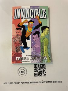 Invincible Vol. #1 Image Comics TPB Graphic Novel Family Matters Kirkman 15 J226