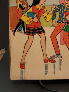 Archie's Girls Betty and Veronica #157 5.5 FN- Archie Comic - Jan 1969