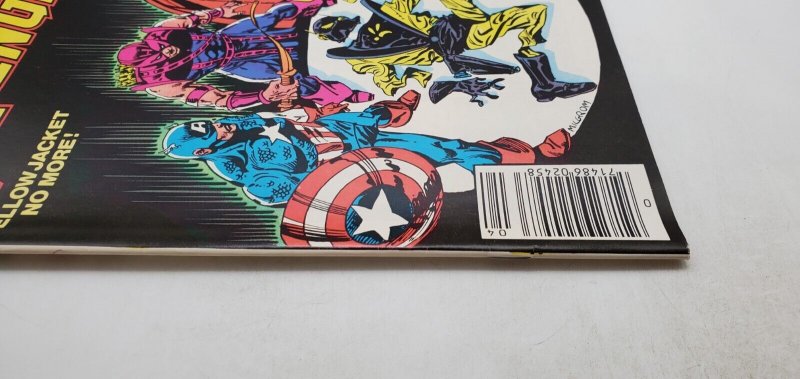 Avengers #230 (1983) Yellowjacket leaves the Avengers, Newsstand, VF/NM