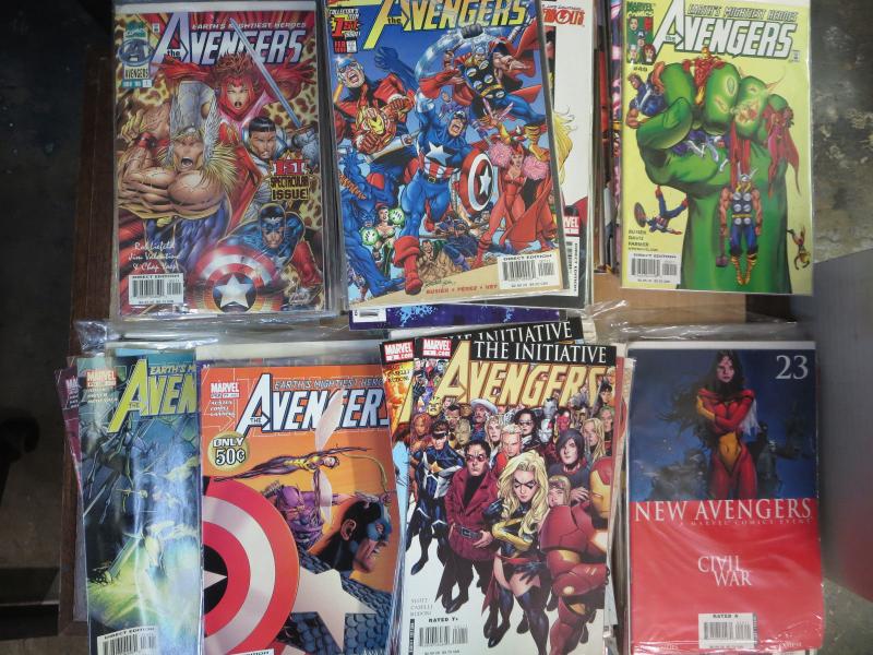 AVENGERS Starter Lot 110 comics 1997-2008 Busiek PerezBendis Davis Johns WYSIWYG