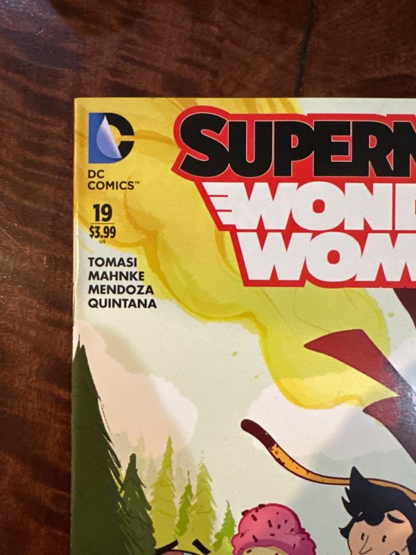 Superman/Wonder Woman #19 Variant Cover (2015)