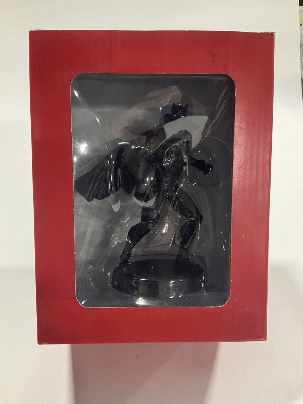 Black Panther Fact File Marvel 5” Statue  Box has Wear Statue is Mint Marvel