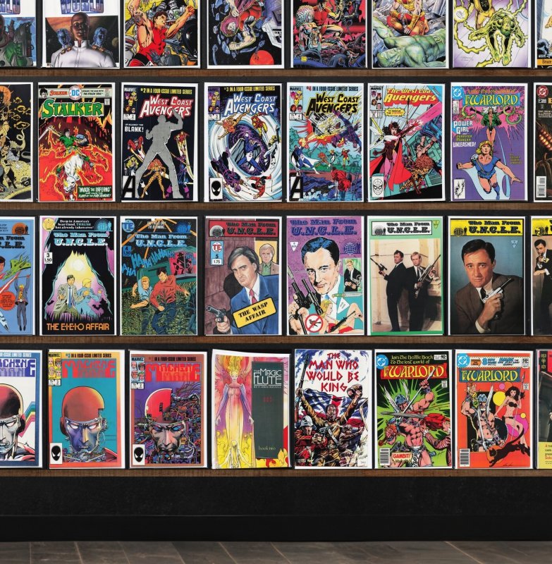 Huge Lot 150+ Comics with Magnus Robot Fighter, Starman, Avengers & More!