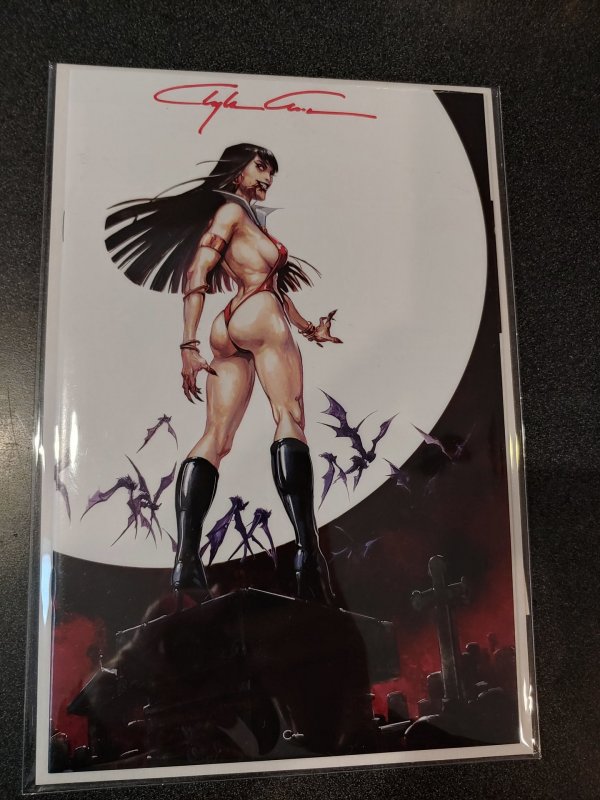 ​VENGEANCE O VAMPIRELLA #1 NYCC 2019 VIRGIN LTD 300 SIGNED BY CLAYTON