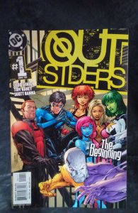 Outsiders #1 (2003)