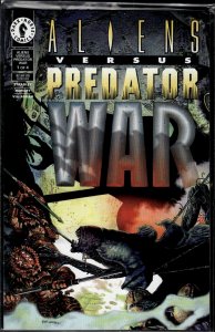 Aliens vs. Predator: War #1 (1995) Alien