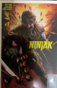 Ninjak #1-14 plus variants  (2015) 35 Issues all High Grade