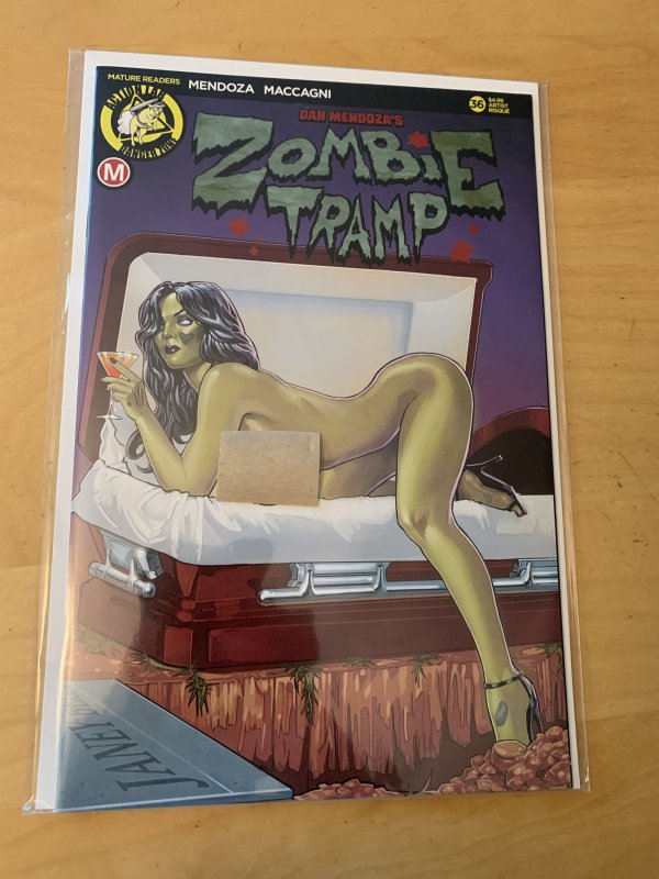 ZOMBIE TRAMP 36, NM (9.4 - 9.6) 1ST PRINT, REG & RISQUE, CGC WORTHY