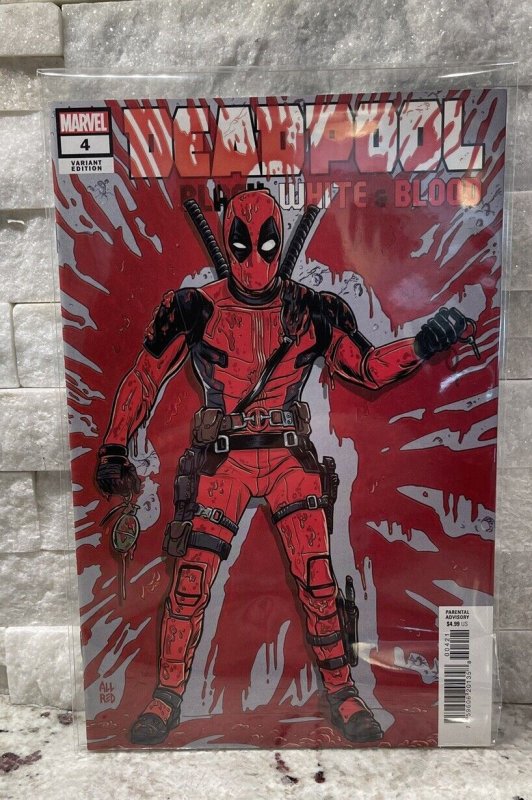 Marvel Deadpool Black White & Blood #4 Variant 1st App Sakura Spider Allred NM+