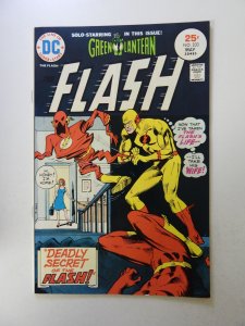 The Flash #233 (1975) VF condition