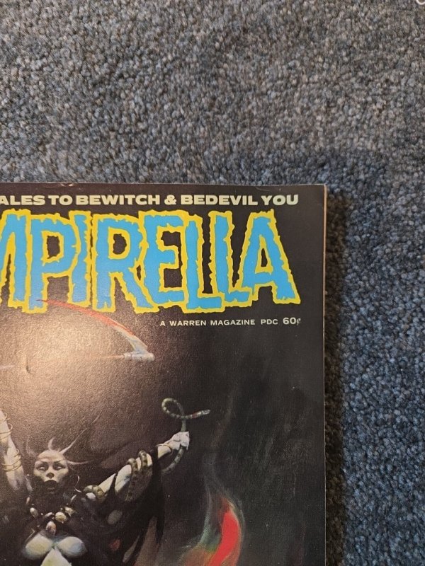 Vampirella Magazine # 11