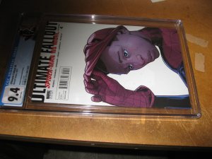 ULTIMATE FALLOUT 4 CGC 9.4 VARIANT WHITE PGS MILES MORALES MARVEL 2011