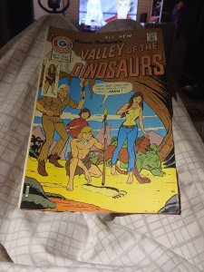 Valley of the Dinosaurs #1 - Hanna-Barbera cartoon series - Charlton -Bronze Age