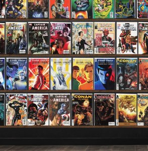 Huge Lot 150+ Comics with Captain America, Catwoman, Countdown & More!