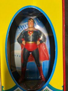 SUPERMAN MASTERPIECE COLLECTION 8 INCH STATUE AND BOX ONLY