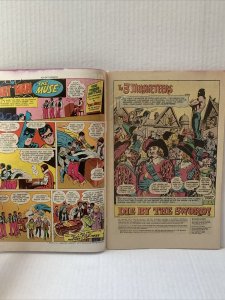 The 3 Musketeers And Robin Hood #25