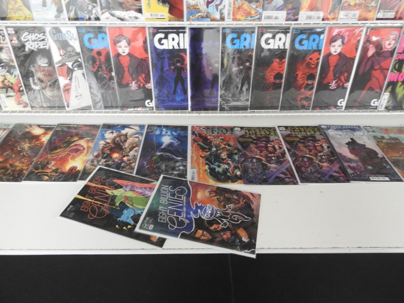 Huge Lot 130+ Comics W/ Batman, Hulk, Avengers, +More! Avg VF+ Condition!