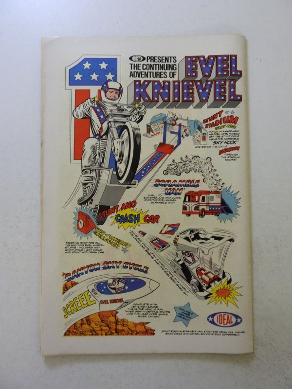 The Defenders #20 (1975) VF- condition MVS intact