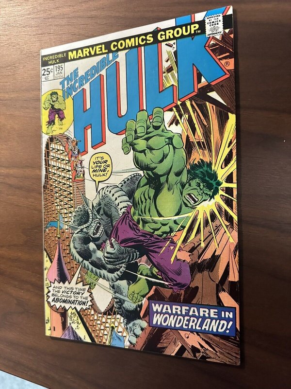 Incredible Hulk #195 FN+ Warfare in Wonderland! Ed Hannigan Cvr. (Marvel 1976)