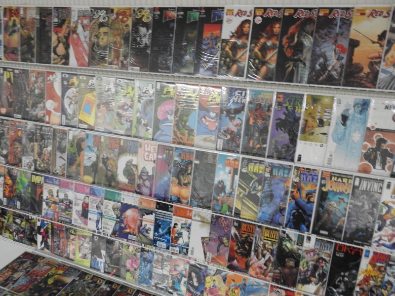 Huge Lot 150+ Comics W/ Powers, Invincible, PVP,  High Roads+ Avg VF- Condition!