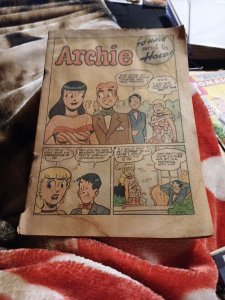 ARCHIE COMICS #66 GOLDEN AGE JANUARY FEBRUARY 1954 Suzie Good Girl Art Panel