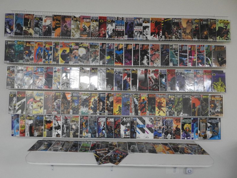 Huge Lot 130+ Comics W/ Batman, Superman, Avengers, + More!! Avg VF Condition!