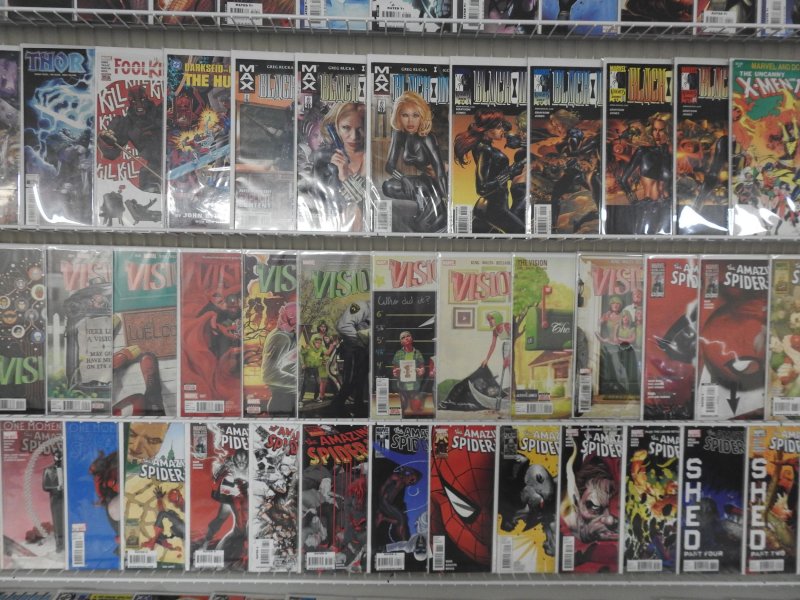 Huge Lot 150+ Comics W/ Thor, Spider-Man, Vision, +More! Avg VF+ Condition!