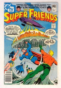 Super Friends #27 (1979) Atlantis plot Aquaman Superman DC NM-