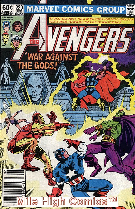 AVENGERS  (1963 Series)  (MARVEL) #220 NEWSSTAND Fair Comics Book