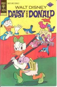 DAISY & DONALD 21 VFNM    January 1977 Disney classic COMICS BOOK
